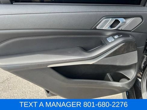 Used 2020 BMW X7 xDrive40i w/ M Sport Package AWD/4WD image 31