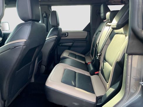 Used 2024 Ford Bronco Wildtrak AWD/4WD image 24