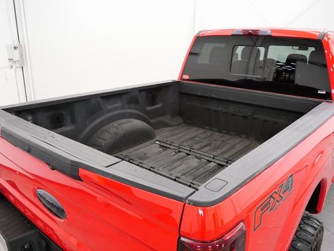 Used 2018 Ford F250 Lariat w/ Lariat Ultimate Package image 39