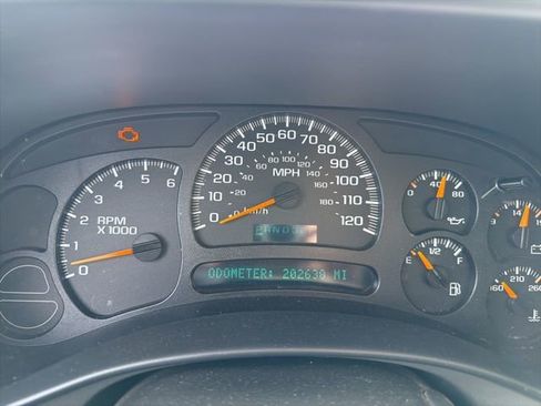 Used 2005 Chevrolet Tahoe Z71 w/ Preferred Equipment Group image 13