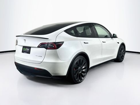 Used 2021 Tesla Model Y Performance AWD/4WD image 9