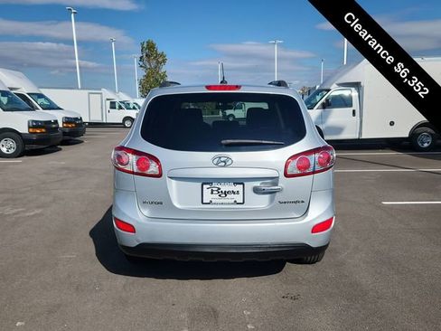 Used 2010 Hyundai Santa Fe GLS image 6