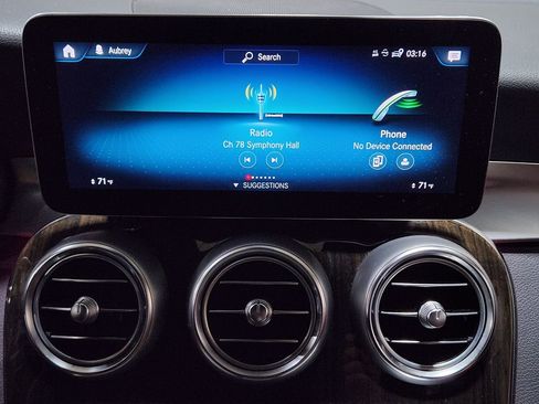 Used 2022 Mercedes-Benz GLC 300 image 35