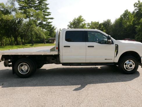 Used 2024 Ford F350 XLT w/ FX4 Off-Road Package AWD/4WD image 5