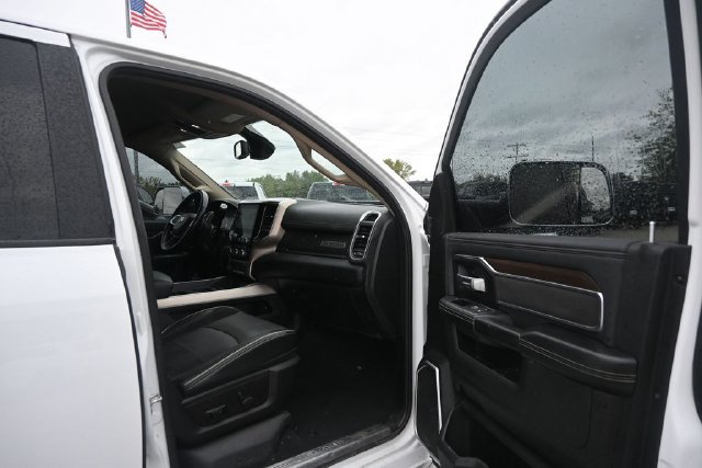 Used 2022 RAM 4500 Laramie AWD/4WD image 59