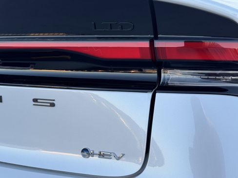 New 2026 Toyota Prius Limited image 14