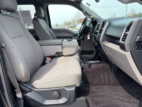 Used 2015 Ford F150 XLT w/ Equipment Group 301A Mid image 13