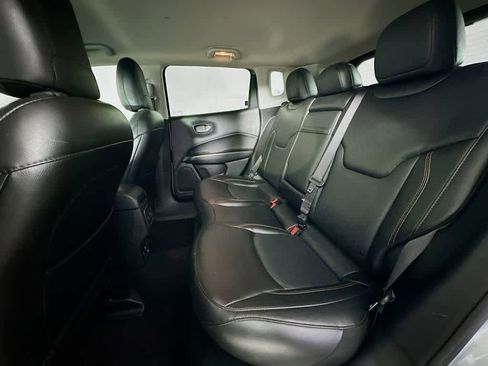 Used 2020 Jeep Compass Limited image 14