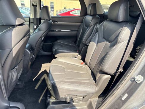 Used 2021 Hyundai Palisade SEL w/ Premium Package image 21