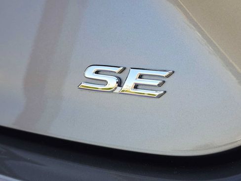 Used 2026 Toyota Camry SE FWD image 13