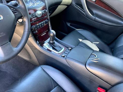 Used 2017 INFINITI QX50 Journey w/ Premium Package image 17