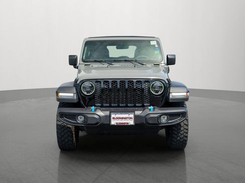Used 2023 Jeep Wrangler Unlimited w/ Sun & Screen Package AWD/4WD image 2