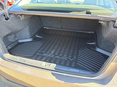 Used 2022 Subaru Legacy Premium image 22