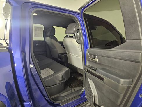 Used 2024 Toyota Tacoma TRD Off-Road w/ TRD Off Road Upgrade Package image 35