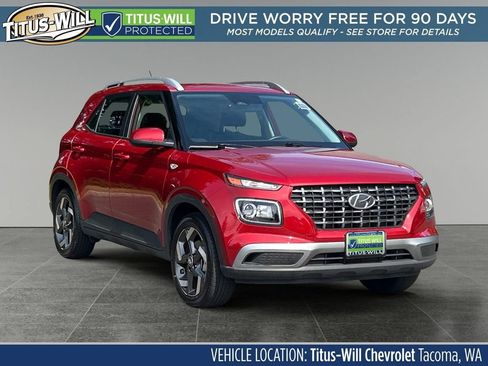 Used 2025 Hyundai Venue SEL FWD image 1