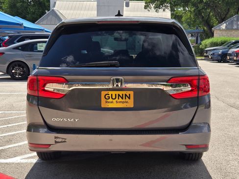 Used 2019 Honda Odyssey EX-L image 4