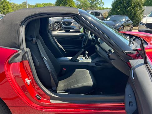 Certified 2026 MAZDA MX-5 Miata Sport RWD image 25