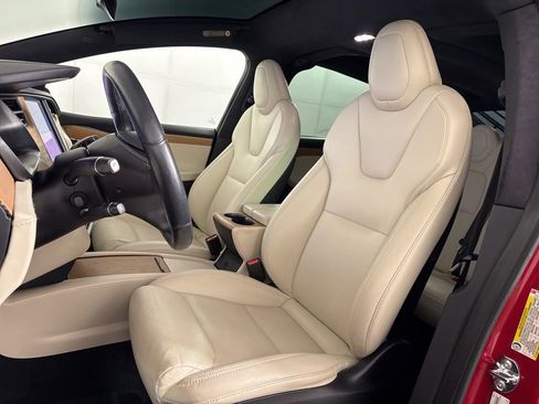 Used 2020 Tesla Model X Long Range image 27