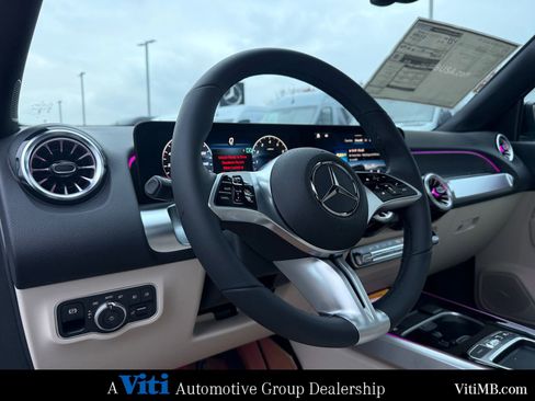 New 2026 Mercedes-Benz GLB 250 4MATIC image 11