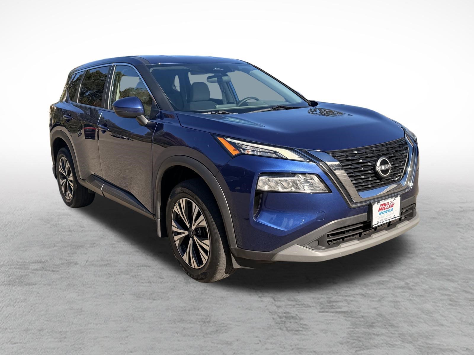 Used 2023 Nissan Rogue SV AWD/4WD image 3
