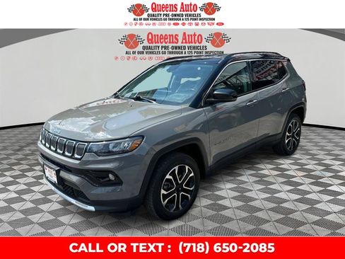 Used 2022 Jeep Compass Limited AWD/4WD image 2