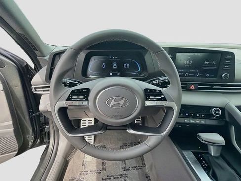 Certified 2026 Hyundai Elantra Sport FWD image 11