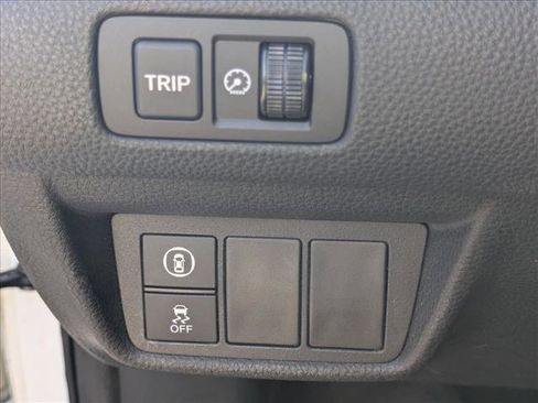 Used 2018 Honda Accord EX-L image 11