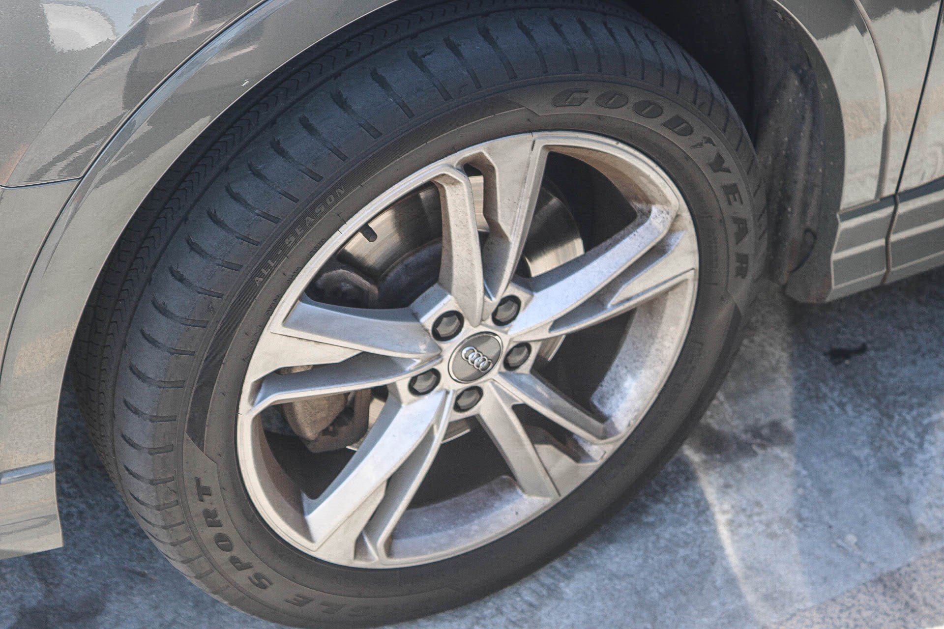 Used 2020 Audi Q3 2.0T Premium w/ Convenience Package AWD/4WD image 8