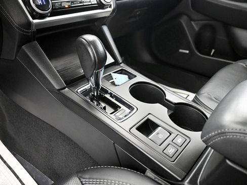 Used 2019 Subaru Outback 2.5i Limited image 18