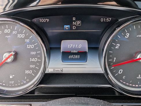 Used 2017 Mercedes-Benz E 300 image 33