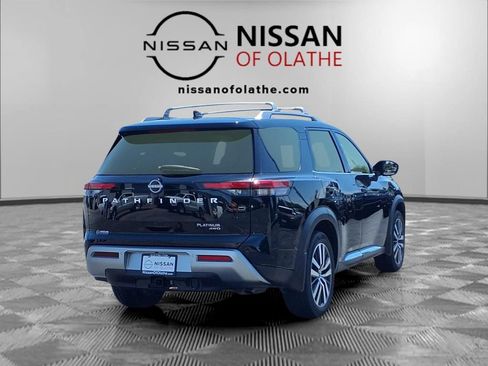 Used 2022 Nissan Pathfinder Platinum w/ Cargo Package AWD/4WD image 27