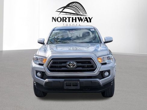 Used 2023 Toyota Tacoma SR5 w/ Black Out Package (TMS) image 9