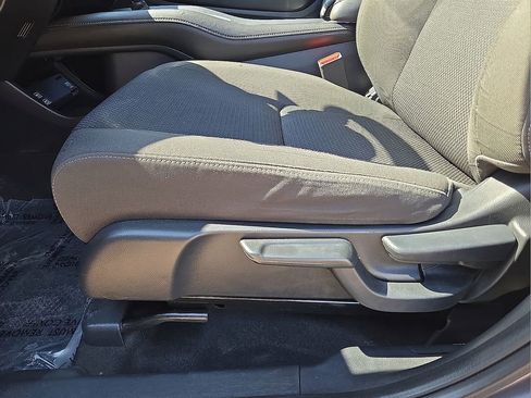 Used 2022 Honda HR-V EX image 23