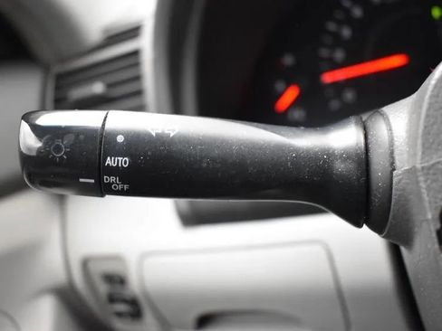 Used 2009 Toyota Camry LE image 21