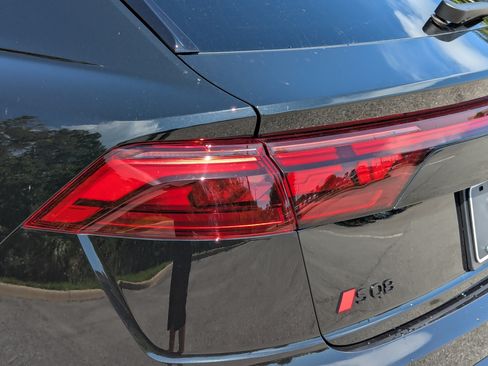 New 2026 Audi SQ8 Prestige AWD/4WD image 10