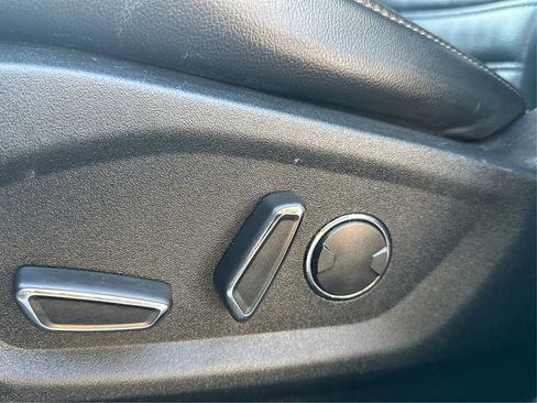 Used 2019 Ford Edge SEL w/ Equipment Group 201A image 23