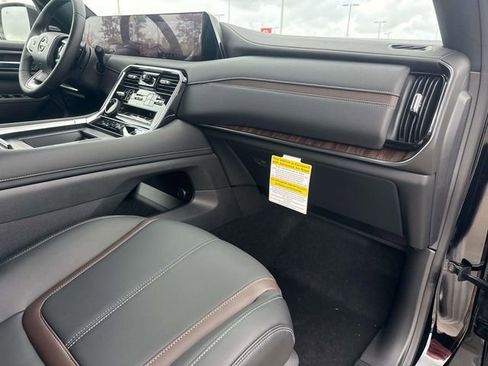 New 2026 Nissan Armada SL image 16