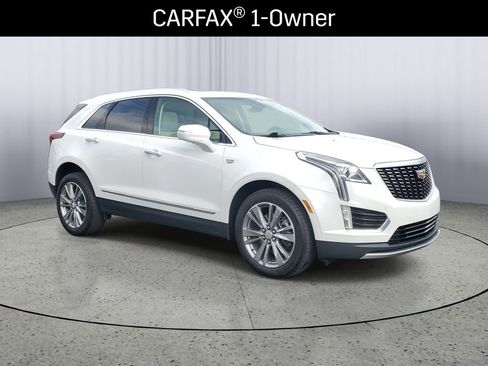 Certified 2023 Cadillac XT5 Premium Luxury image 2