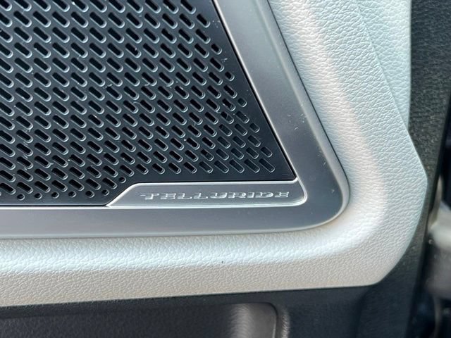 Certified 2024 Kia Telluride S w/ S Sunroof Package FWD image 16