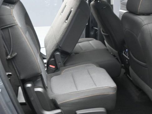 Used 2020 Chevrolet Traverse LS FWD image 19