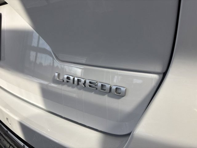 New 2026 Jeep Grand Cherokee Laredo X AWD/4WD image 7