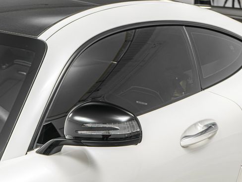 Used 2018 Mercedes-Benz AMG GT R image 35