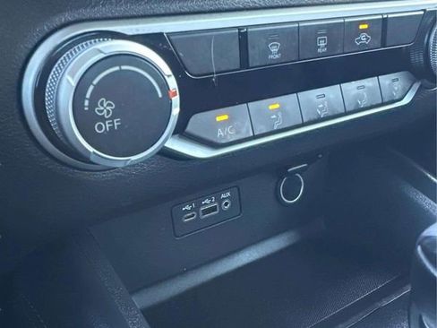 Used 2019 Nissan Altima 2.5 SR FWD image 30