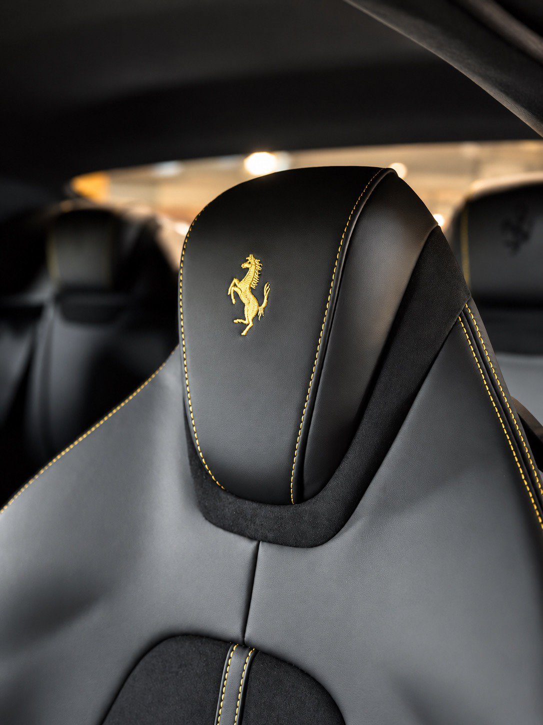 Used 2026 Ferrari Roma Spider RWD image 23