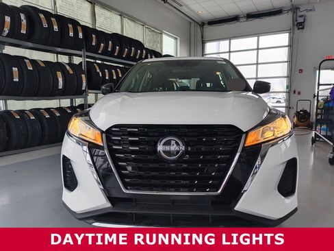 Used 2024 Nissan Kicks S image 27