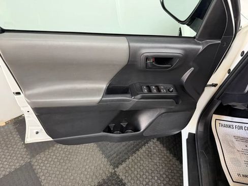 Used 2023 Toyota Tacoma SR AWD/4WD image 21