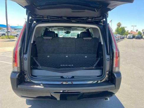 Used 2015 Cadillac Escalade Premium AWD/4WD image 44