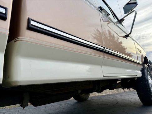 Used 1995 Ford F250 XLT image 55