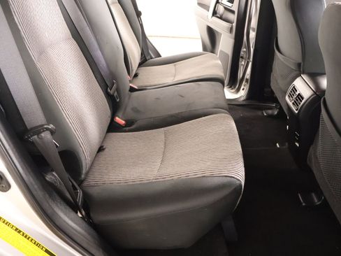 Used 2016 Toyota 4Runner SR5 AWD/4WD image 14
