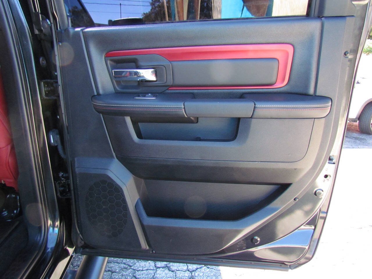 Used 2017 RAM 1500 Rebel w/ Luxury Group AWD/4WD image 15